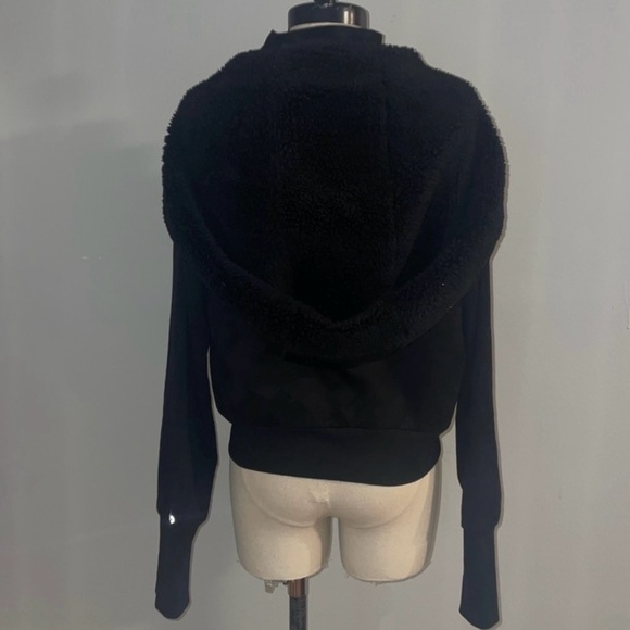 Alo size M women hooded zip-up fleece sweatshirts. - Picture 3 of 5